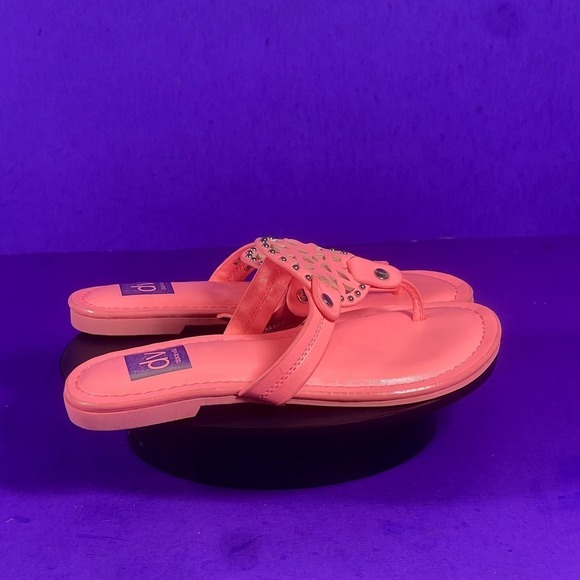 DV Dolce Vita Girls Hot Pink Cotta Flip-Flop Sandals Shoe Size 12-NEW - Picture 1 of 8